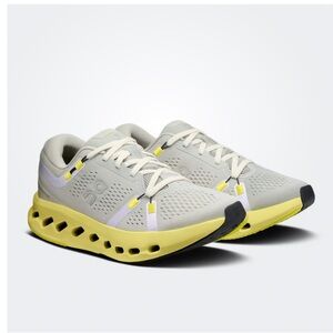 On Running Cloudsurfer 2, Glacier | Limelight. 8.5